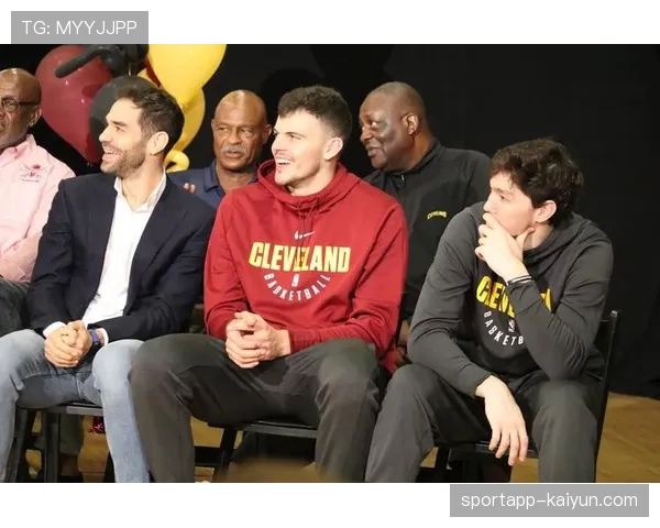 NBA关怀行动：多支球队组织球员参与社区读书月活动